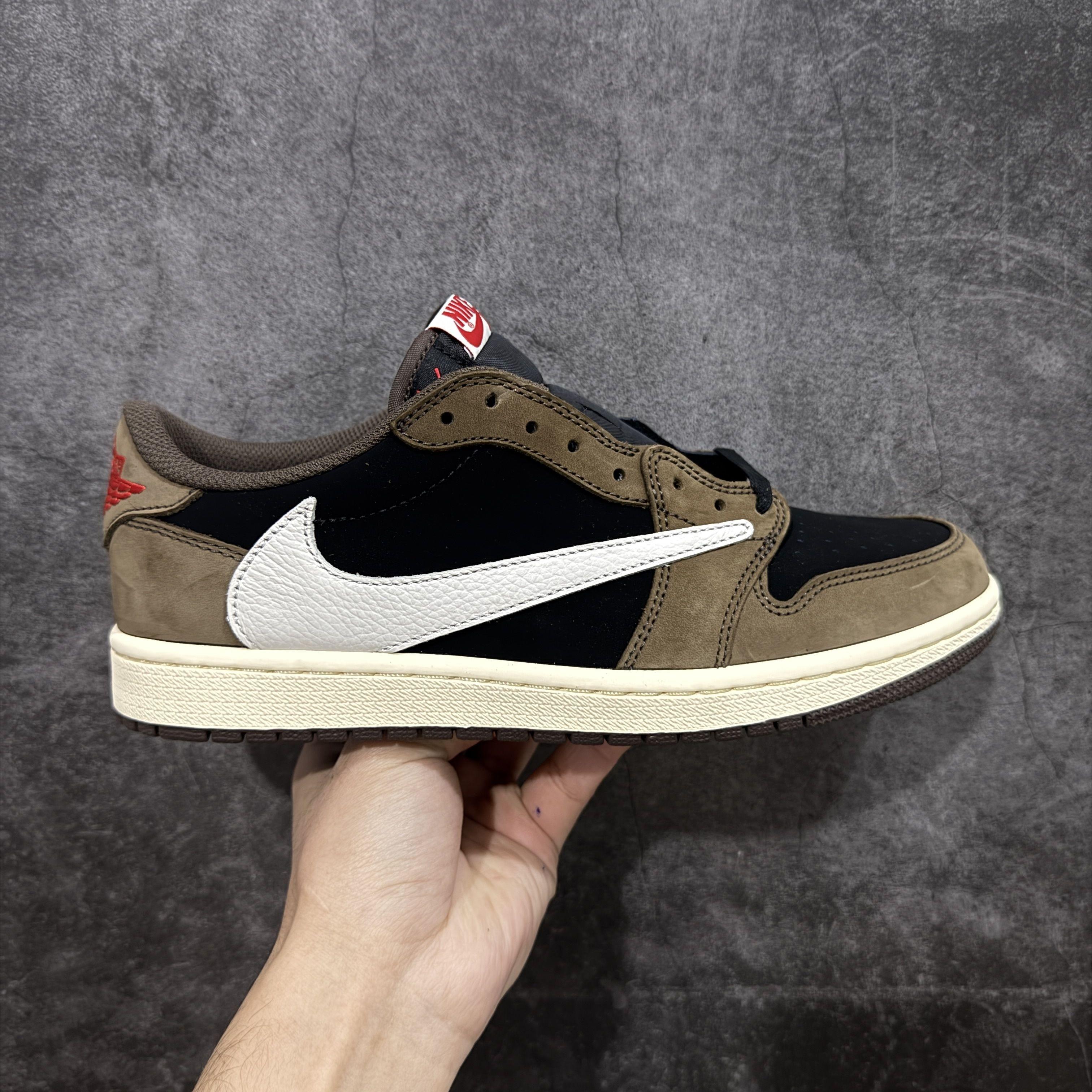 终于入手倒钩低帮!Travis Scott联名AJ1真的绝